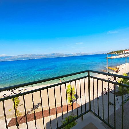 Holiday Home Lucica Сутиван Екстериор снимка