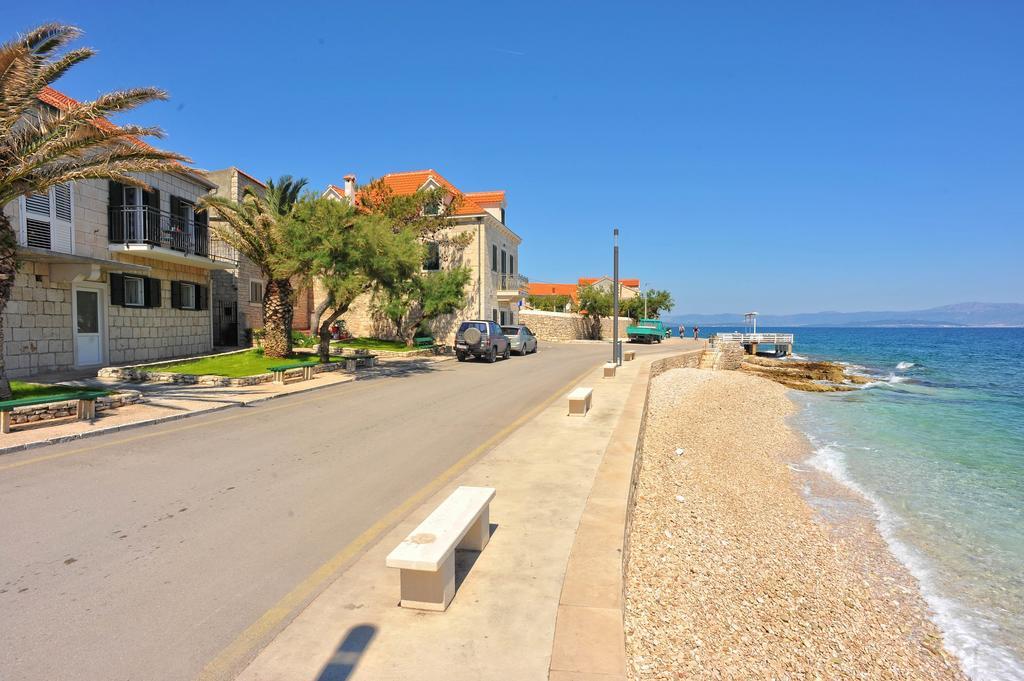 Holiday Home Lucica Сутиван Екстериор снимка