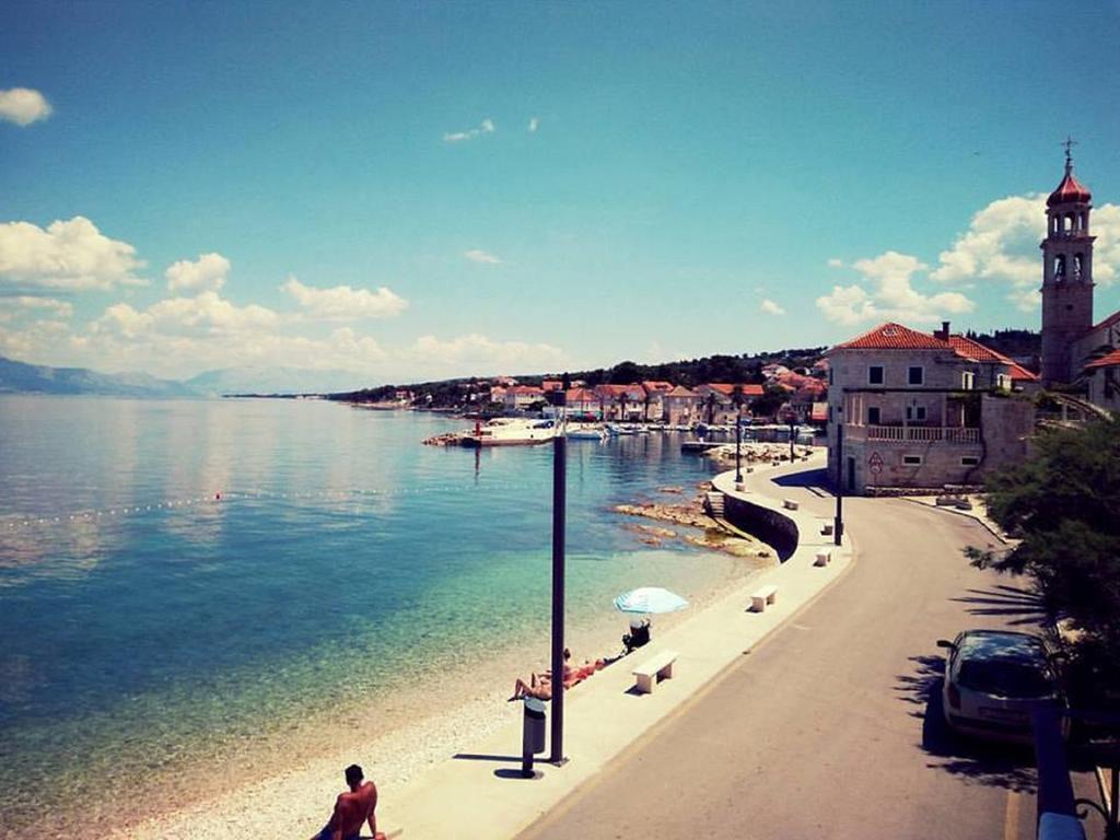 Holiday Home Lucica Сутиван Екстериор снимка